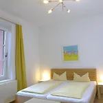 Pension Stoi Budget Guesthouse