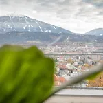 Hilltop Innsbruck Apartment I Free Parking