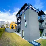 Blackhome Innsbruck City East I Contactless Check-In