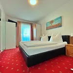 Gartenhotel Garni Pension B&B