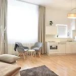 Hidden Gem In Central Innsbruck With Free Parking