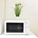 Huge Apartment In Awesome Location With Parking