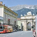 Big Wilten Apartment With Free Parking- Central And Peaceful