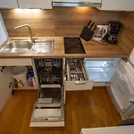 Modern Innsbruck Apartment I Free Parking