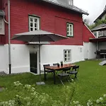 Chalet Inn