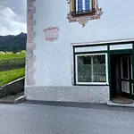 Uriges Apartment In Der Alten Schmiede