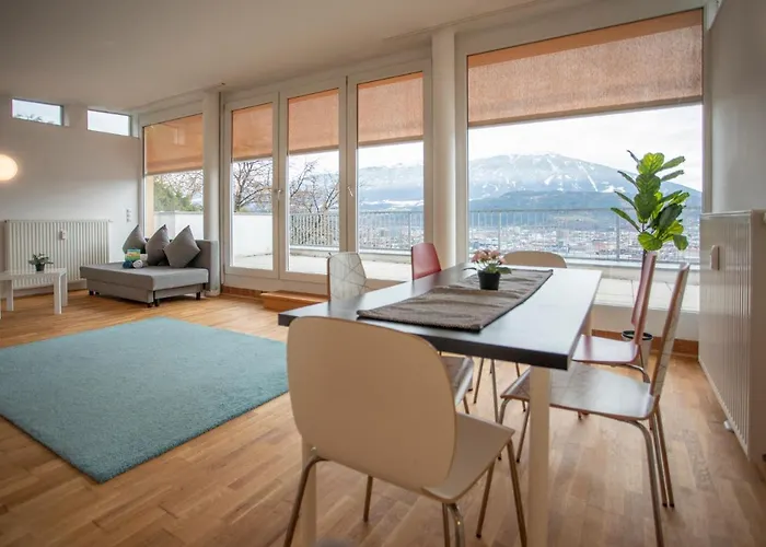 Hilltop Innsbruck Apartment I Free Parking