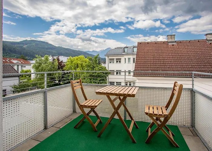 Modern Innsbruck Apartment I Free Parking