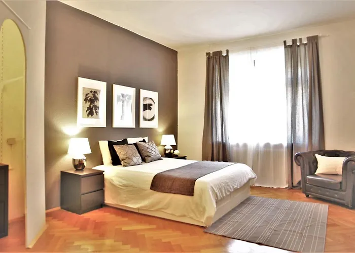 Spacious Apartment In The Heart Of Innsbruck