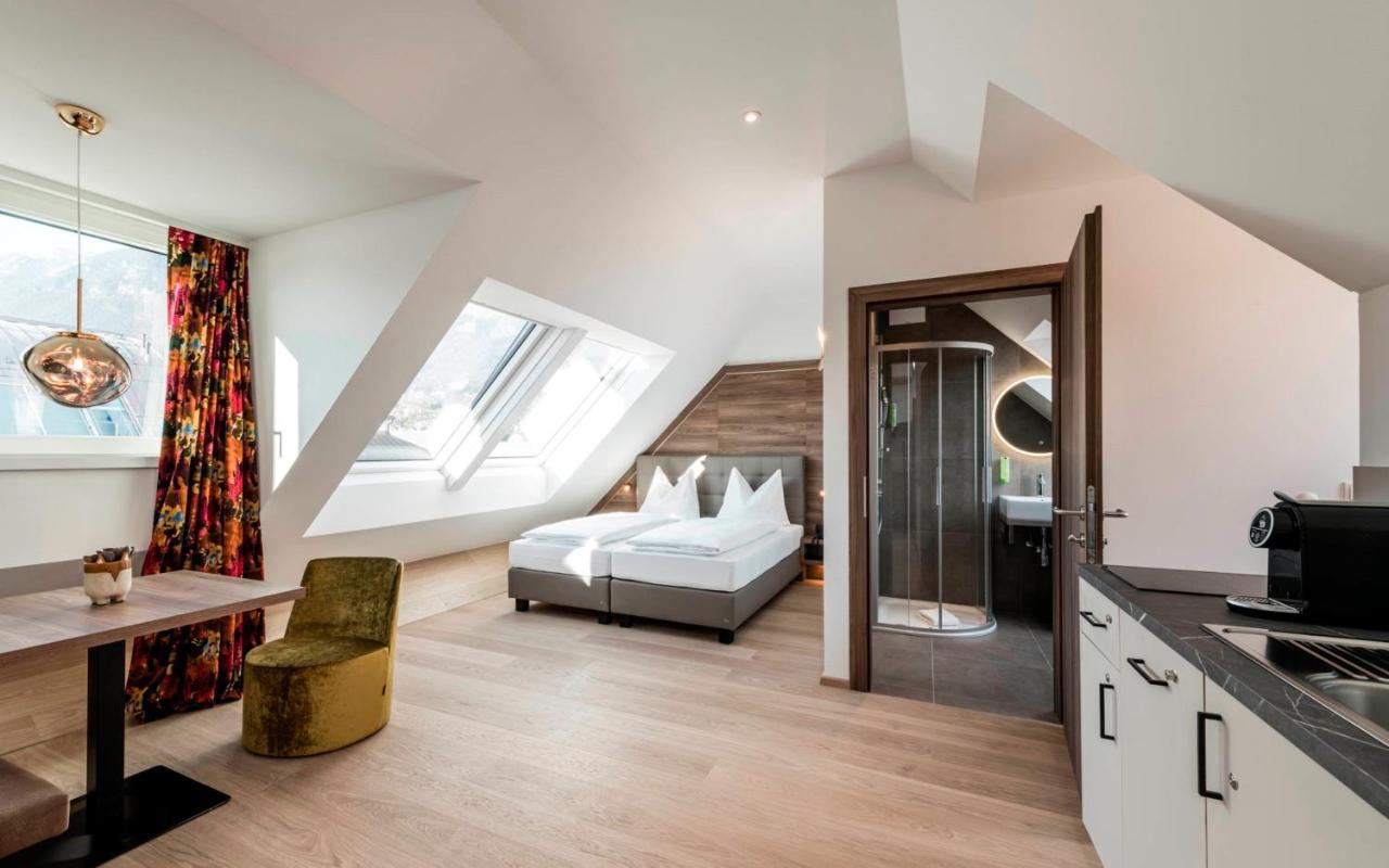 Hotel Zach 3*