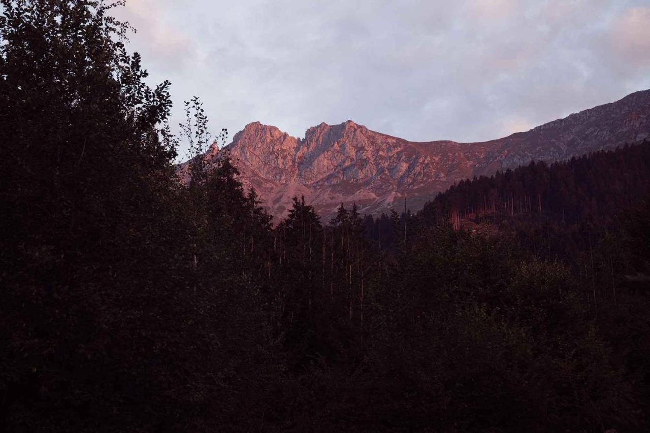 2 Innsbruck