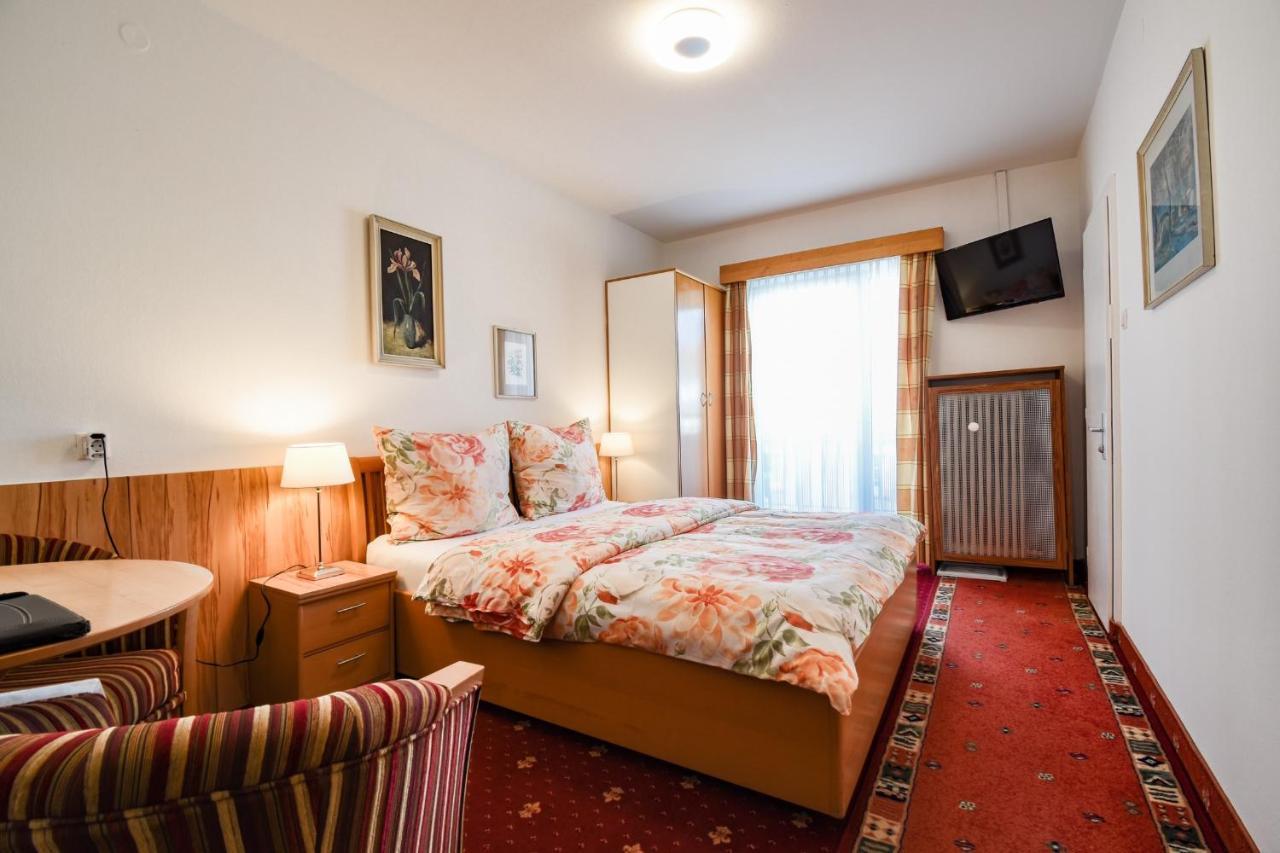 Gartenhotel Garni Hotel 2*