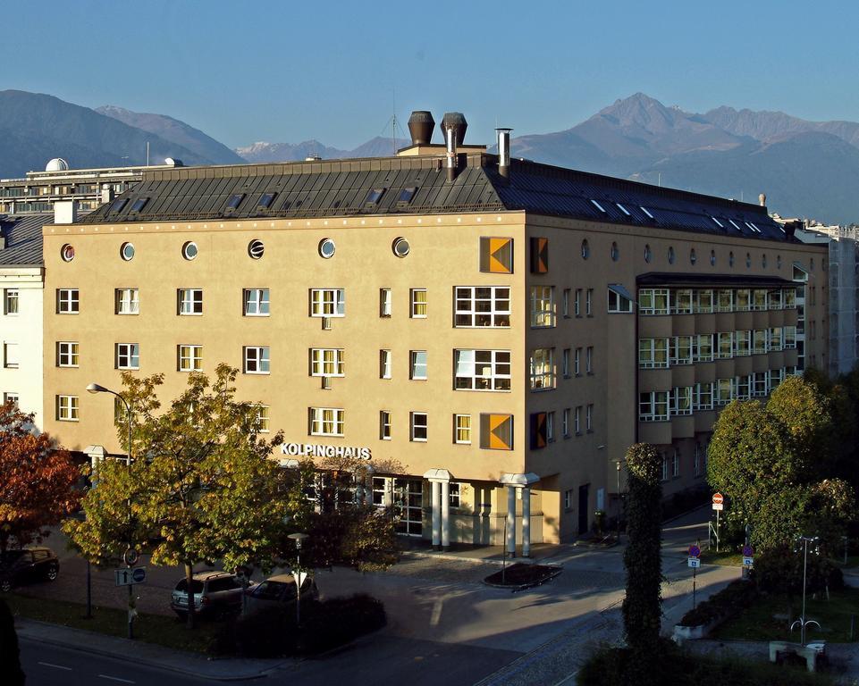 Kolpinghaus Hostel *