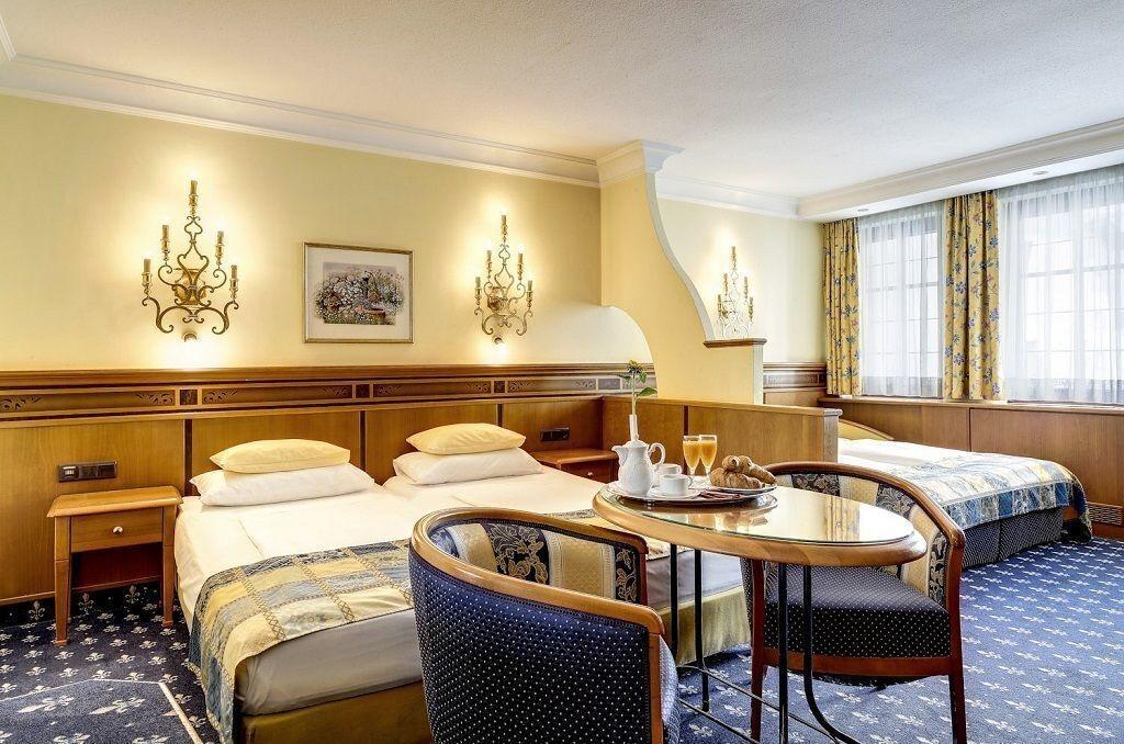 Mondschein Hotel 4*