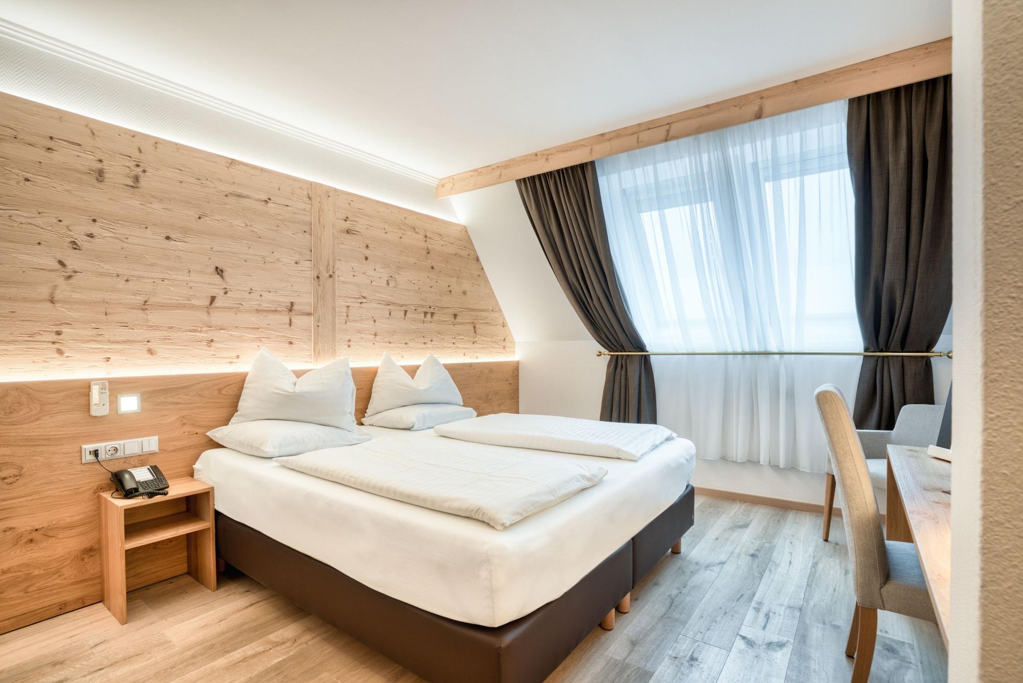 Leipziger Hof Hotel 4*