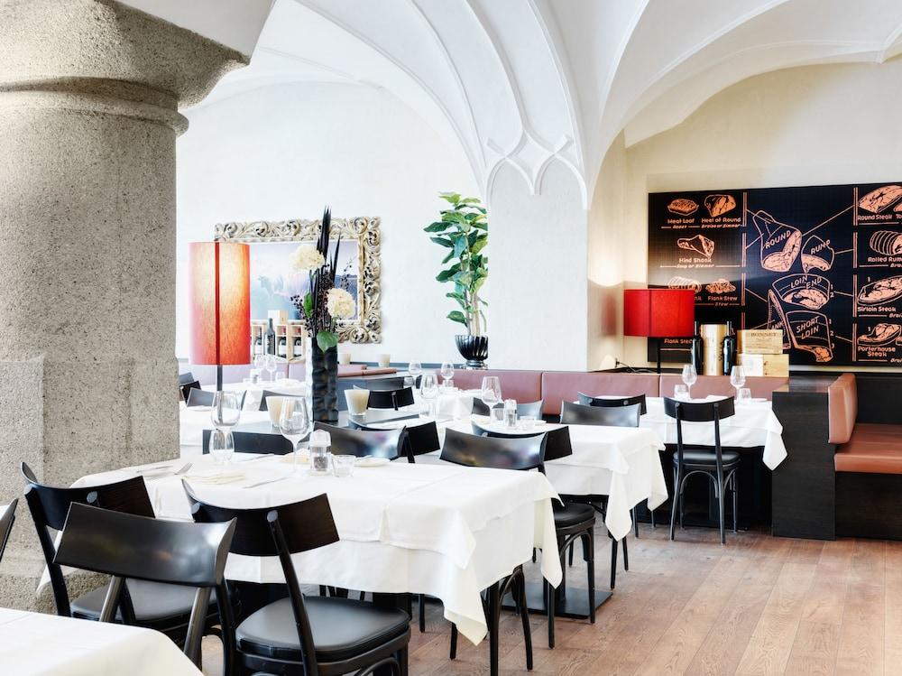 Grauer Baer Hotel