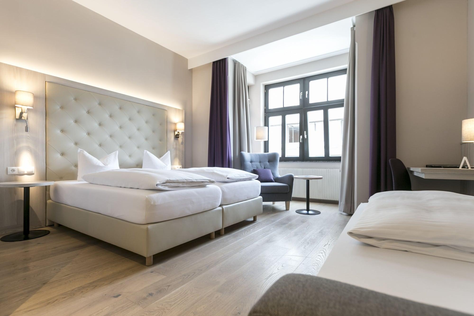 Sailer Hotel