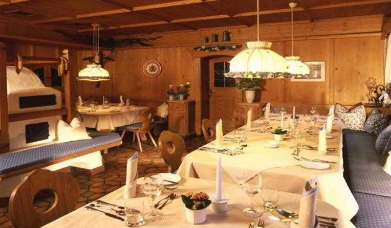 Leipziger Hof Hotel 4*