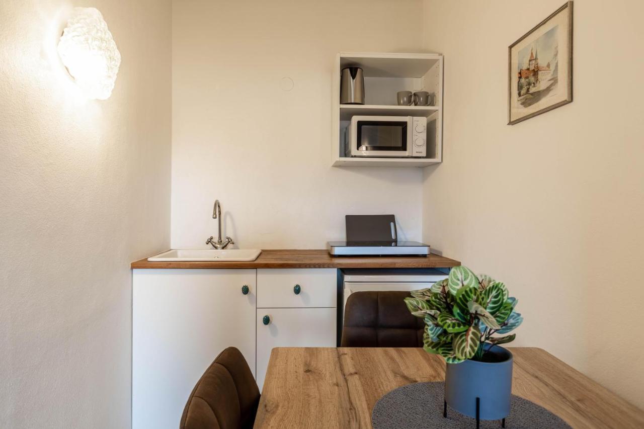 The Art And Apartment 3*