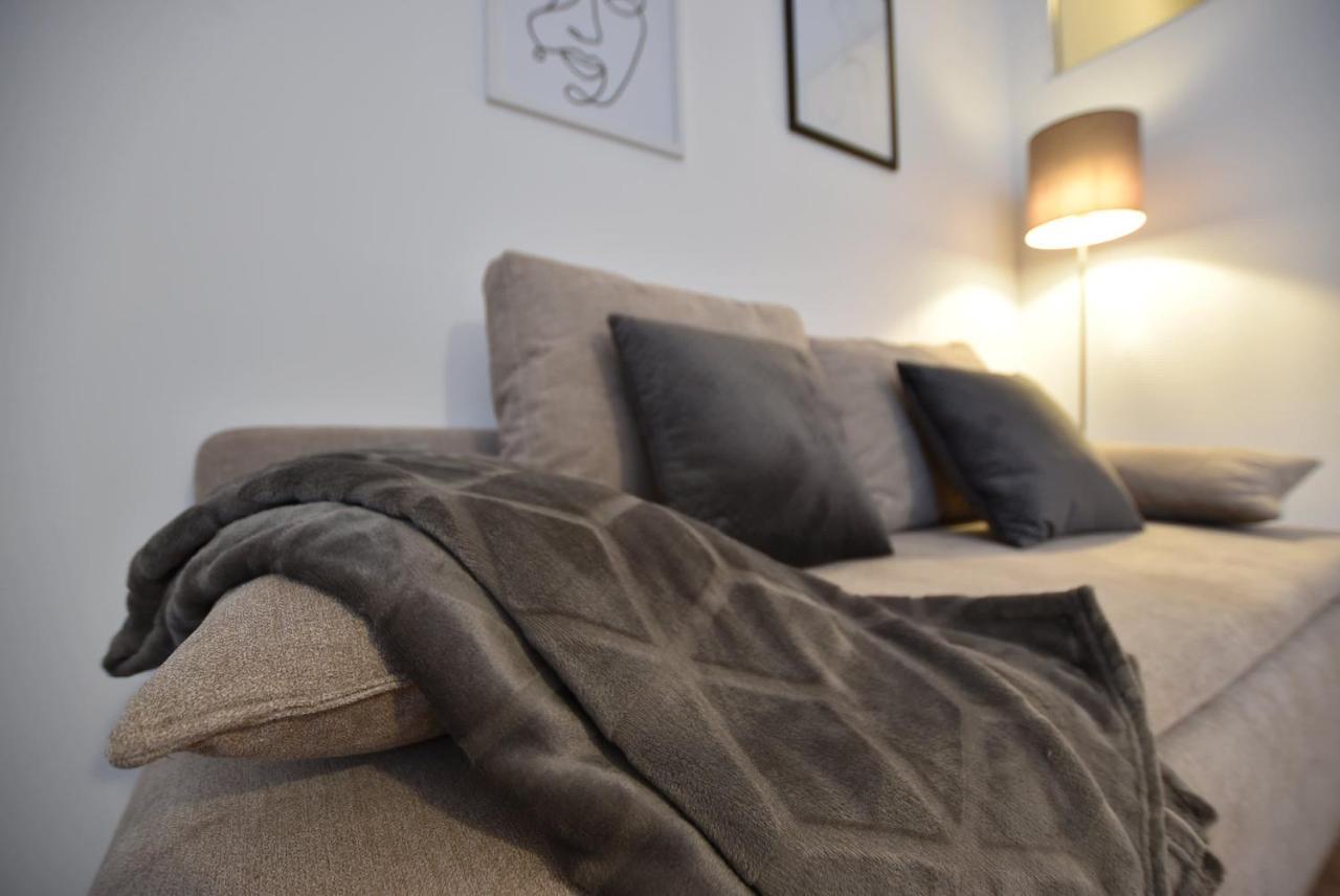 Apartment Super With Free Parking