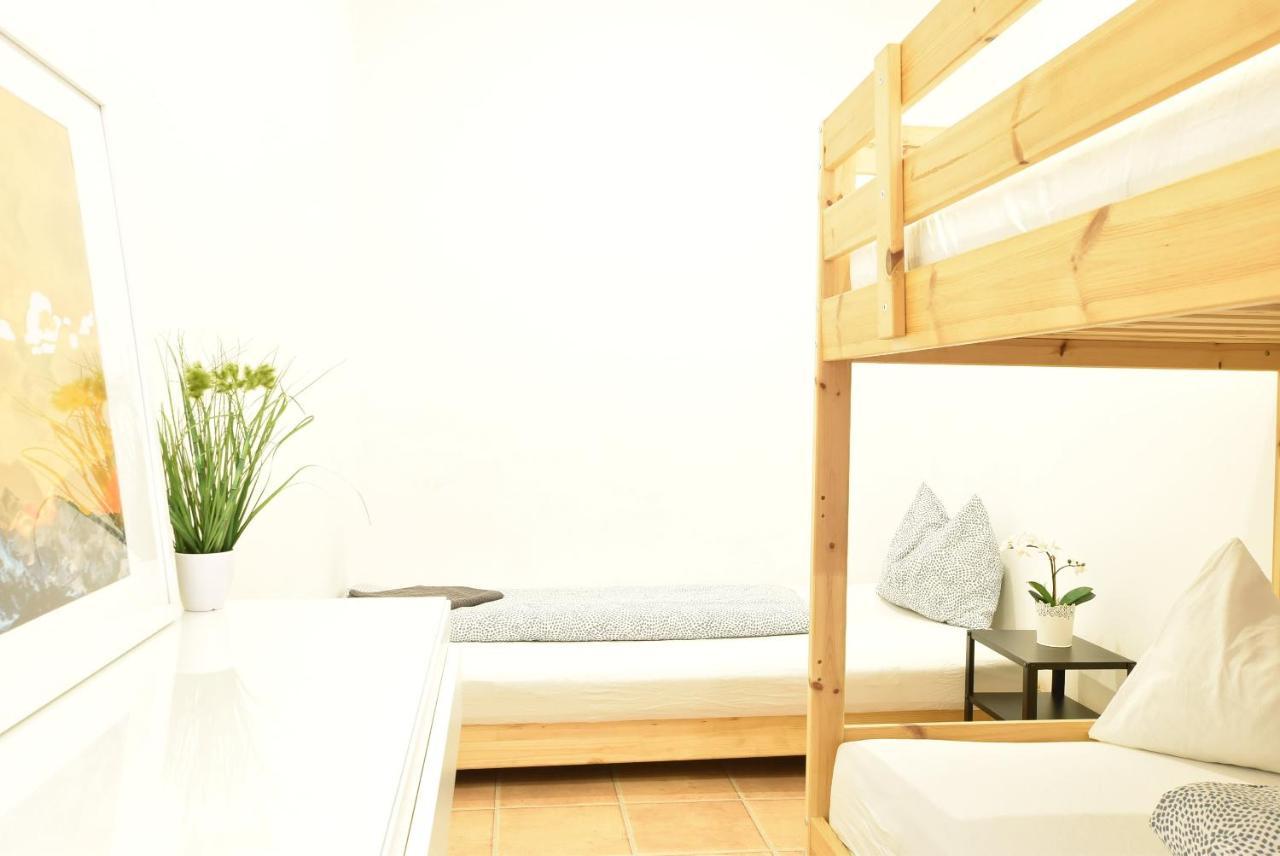 Huge In Awesome Location With Parking Apartment Innsbruck