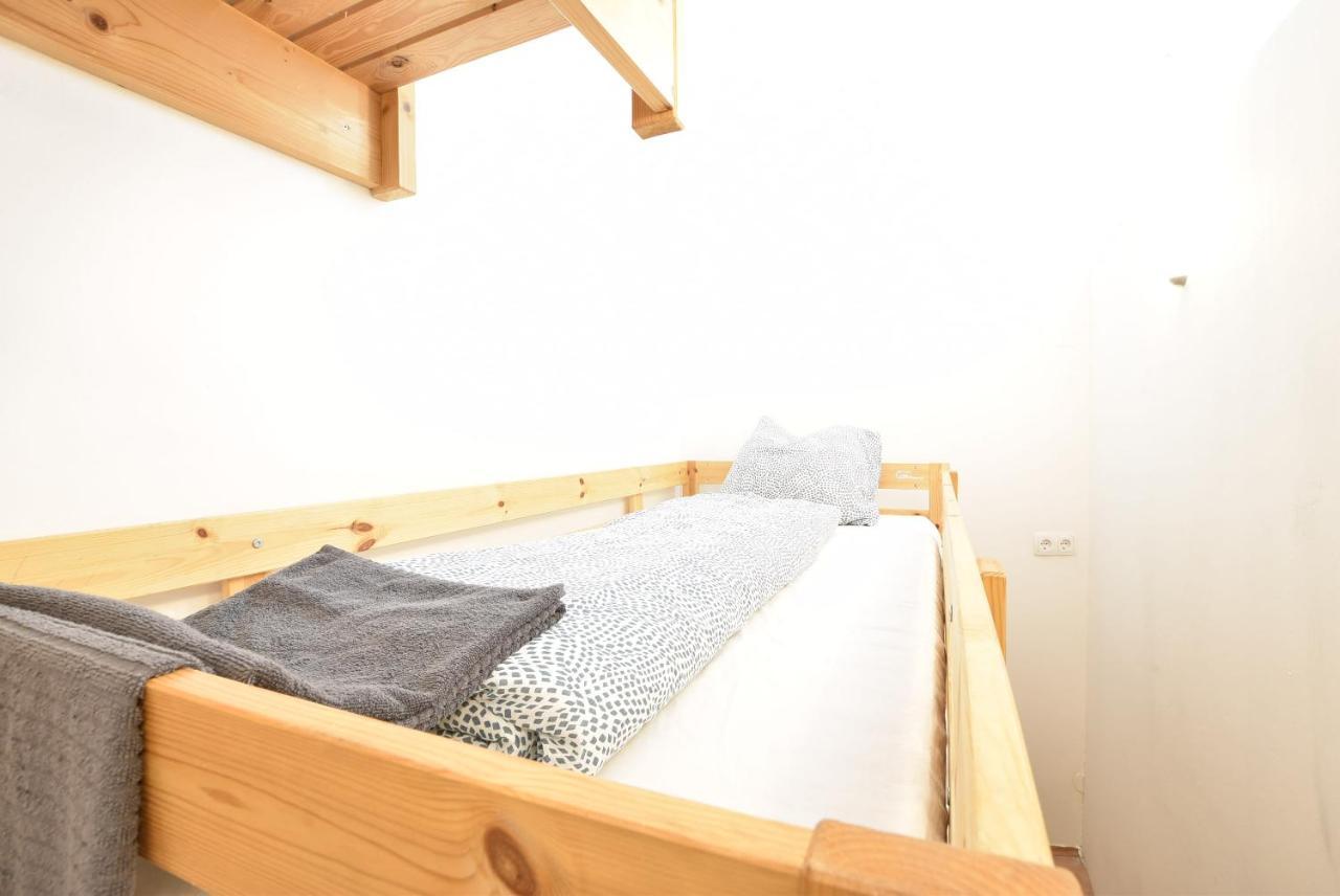 Huge In Awesome Location With Parking Apartment Innsbruck