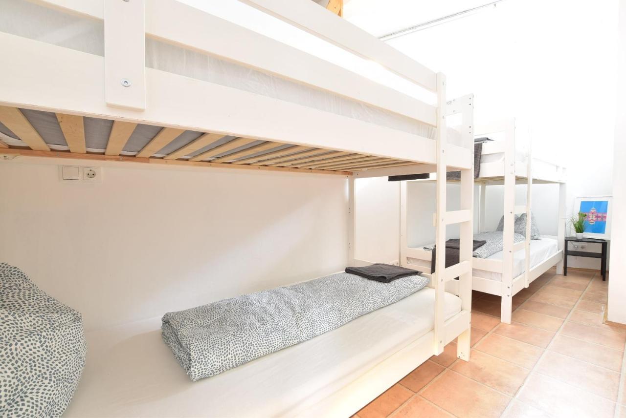 Huge In Awesome Location With Parking Apartment Innsbruck