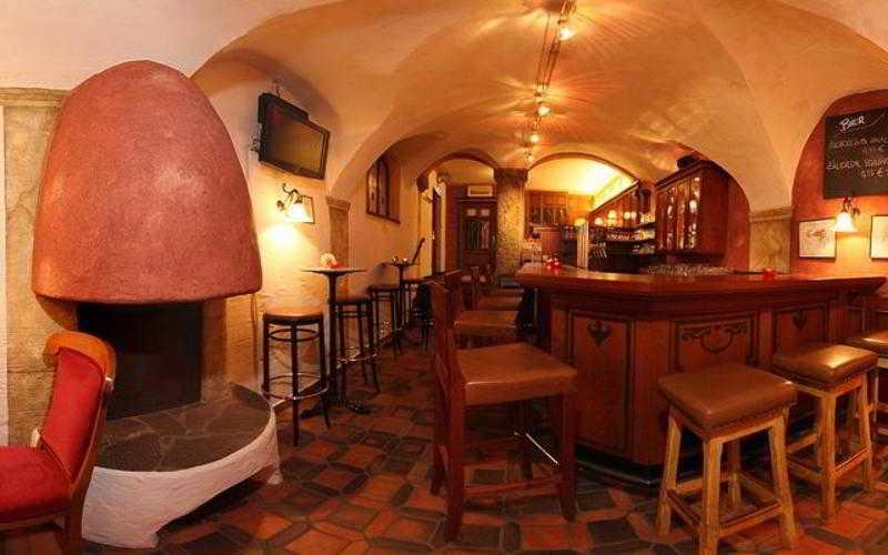 Hotel Mondschein 4*