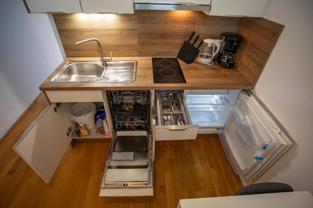 Modern I Free Parking Apartment *