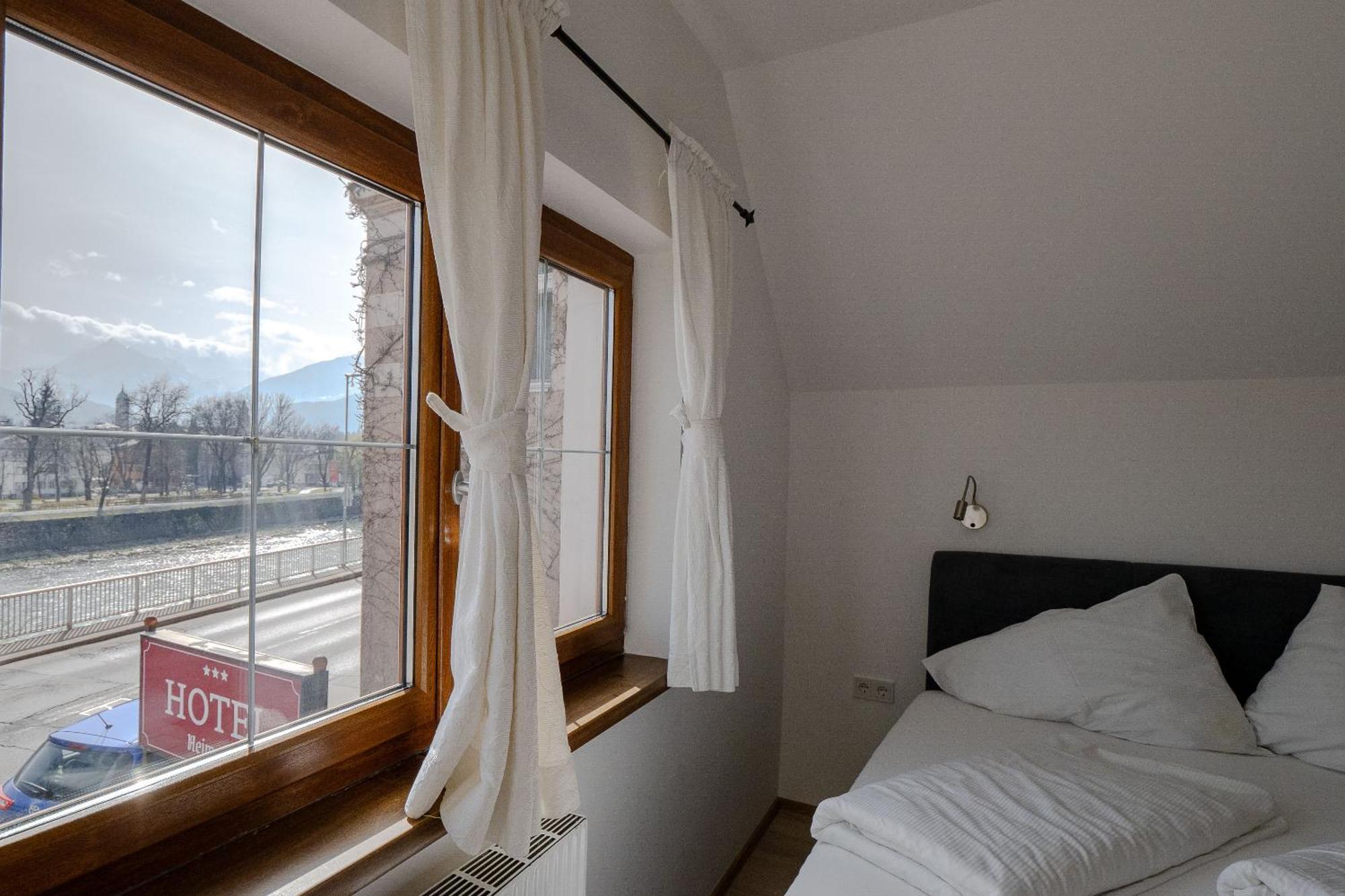 Heimgartl Bed & Breakfast 3*