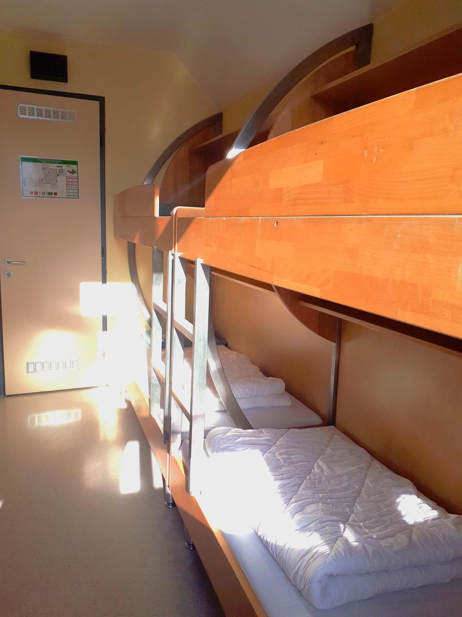 Hostel - Youth
