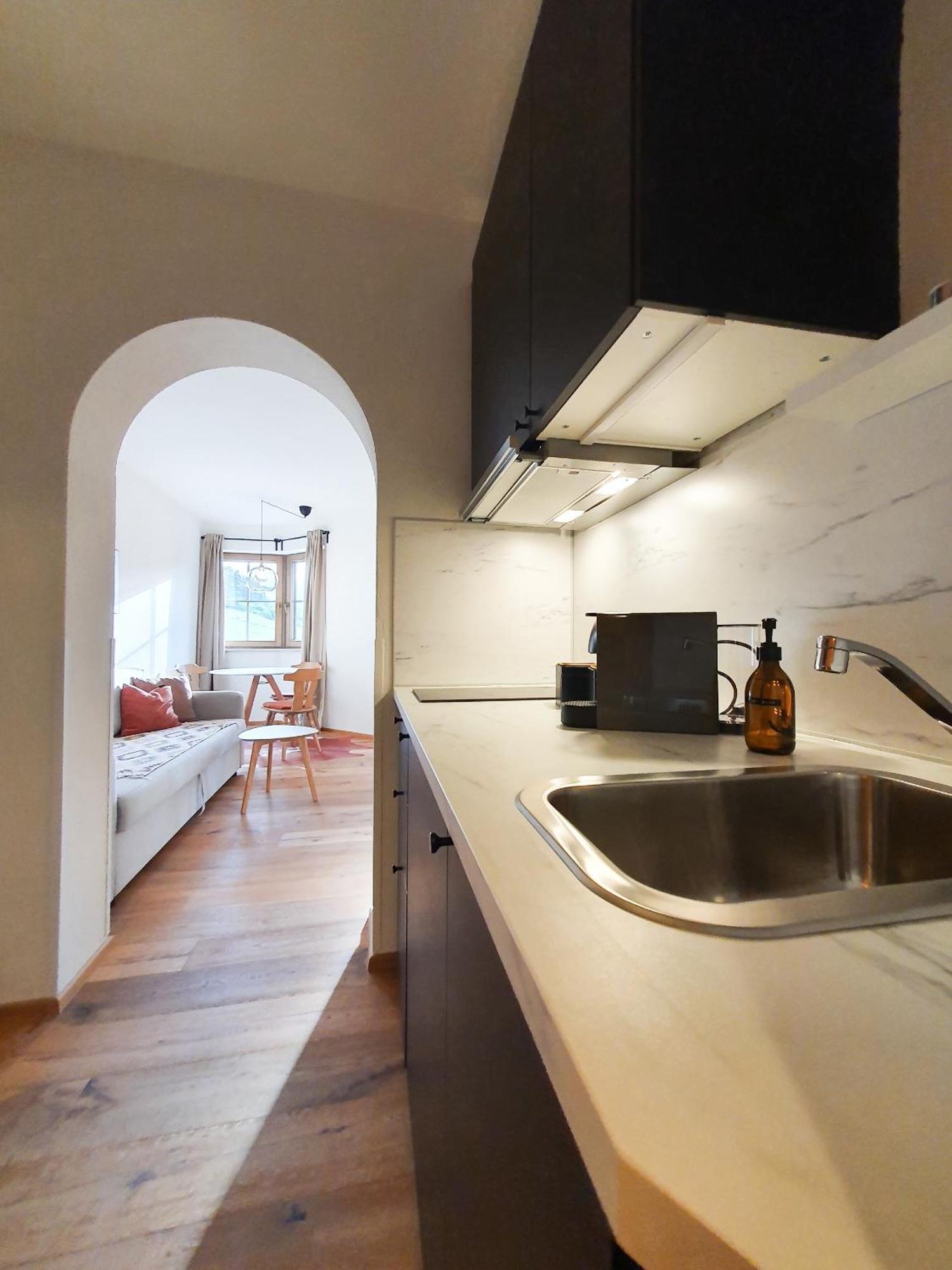 Apartment Alpenflair Mit Balkon - Inkl Parkplatz #4 *