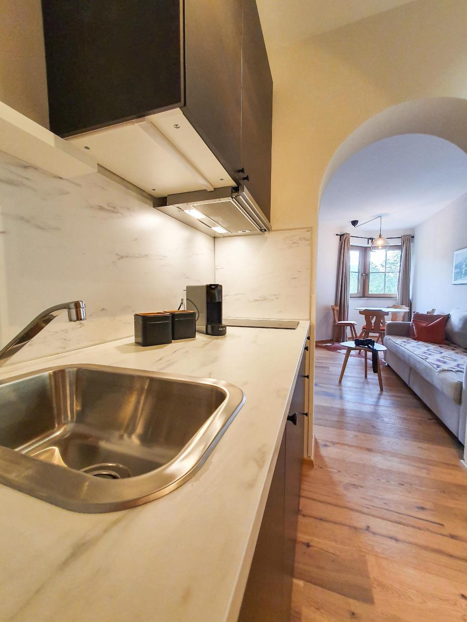 Alpenflair Mit Balkon - Inkl Parkplatz #3 Apartment *