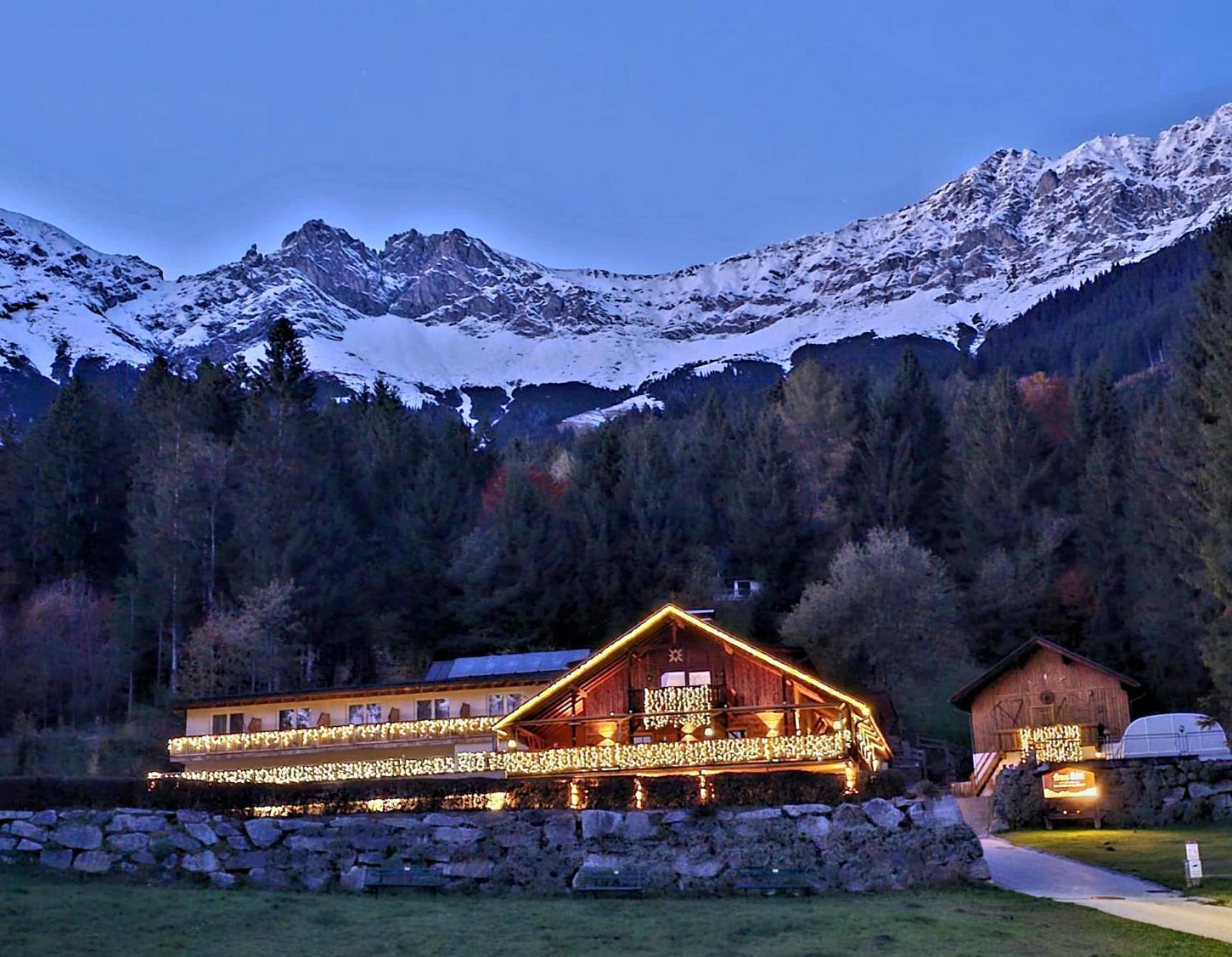 Hotel Sweet Cherry - Boutique & Tyrol 3*