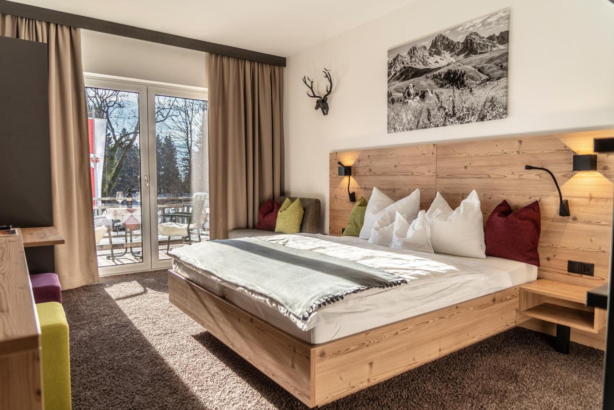 Sweet Cherry - Boutique & Tyrol Hotel 3*