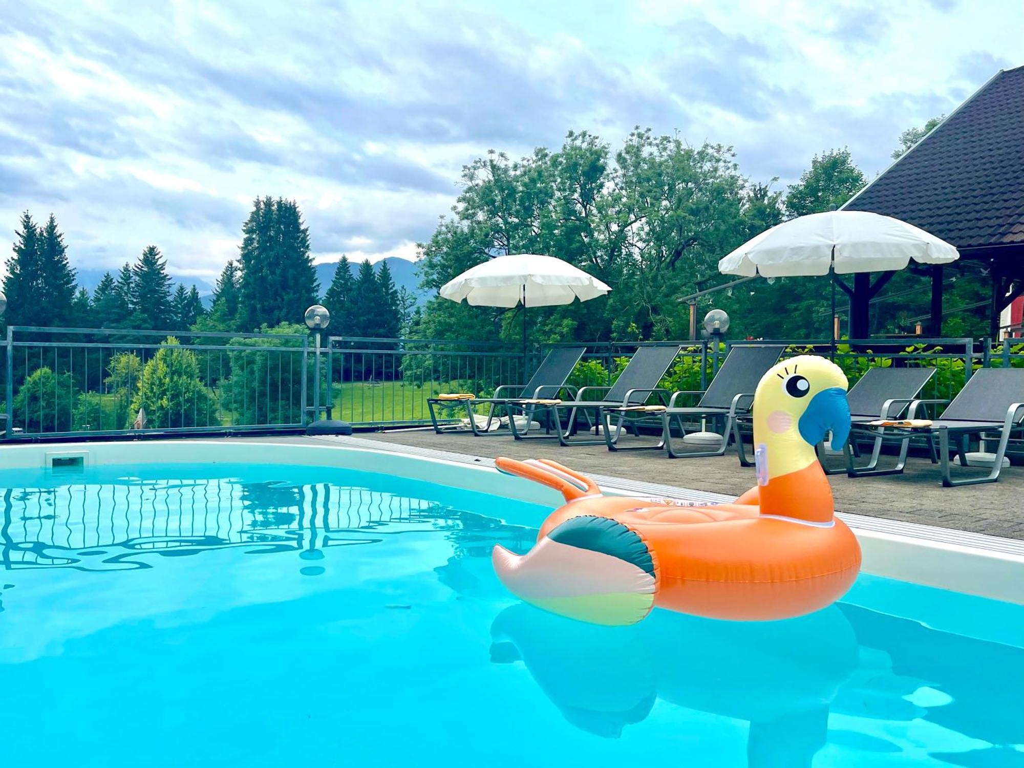 Hotel Sweet Cherry - Boutique & Tyrol 3*