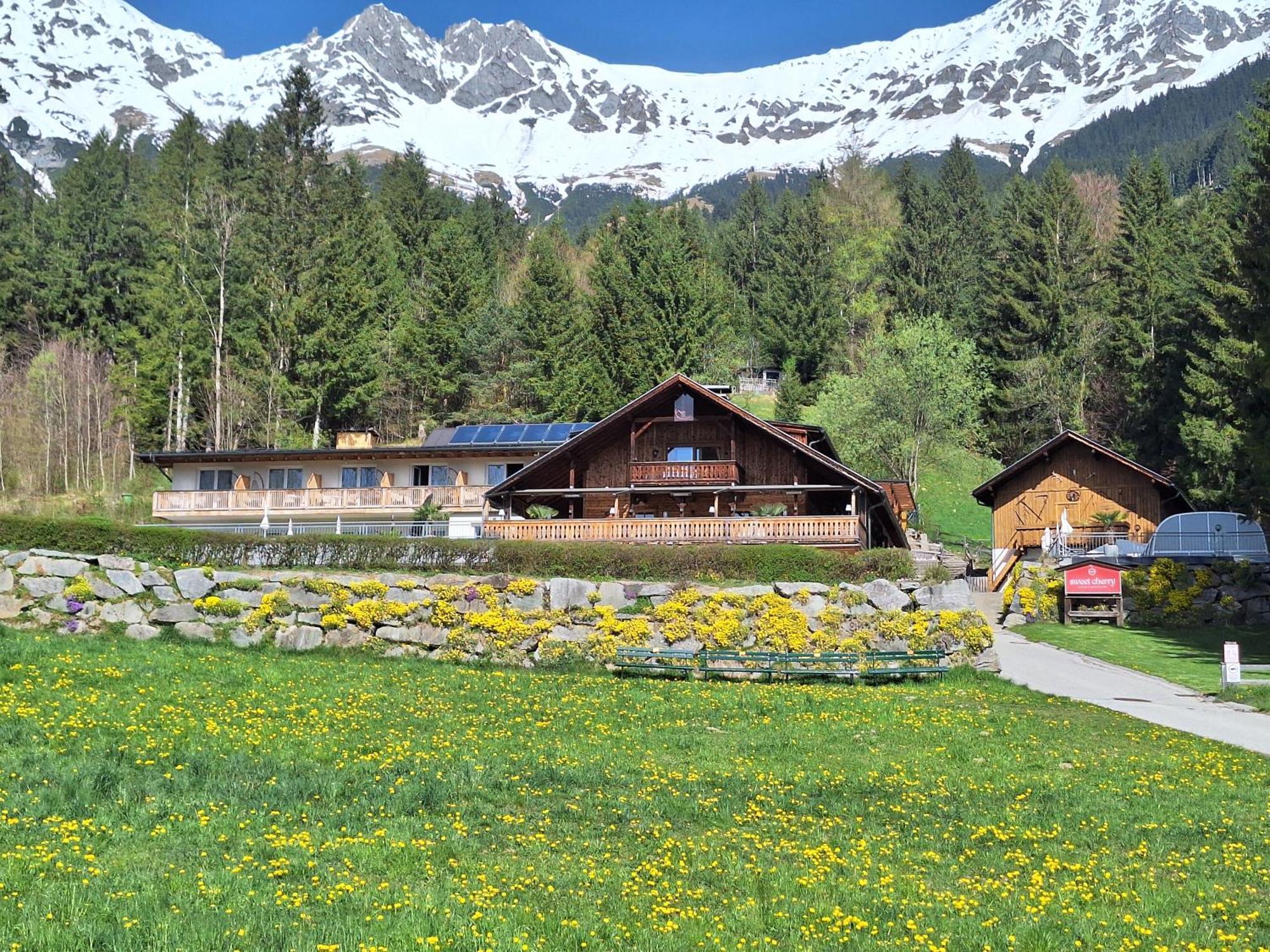 Sweet Cherry - Boutique & Tyrol Hotel
