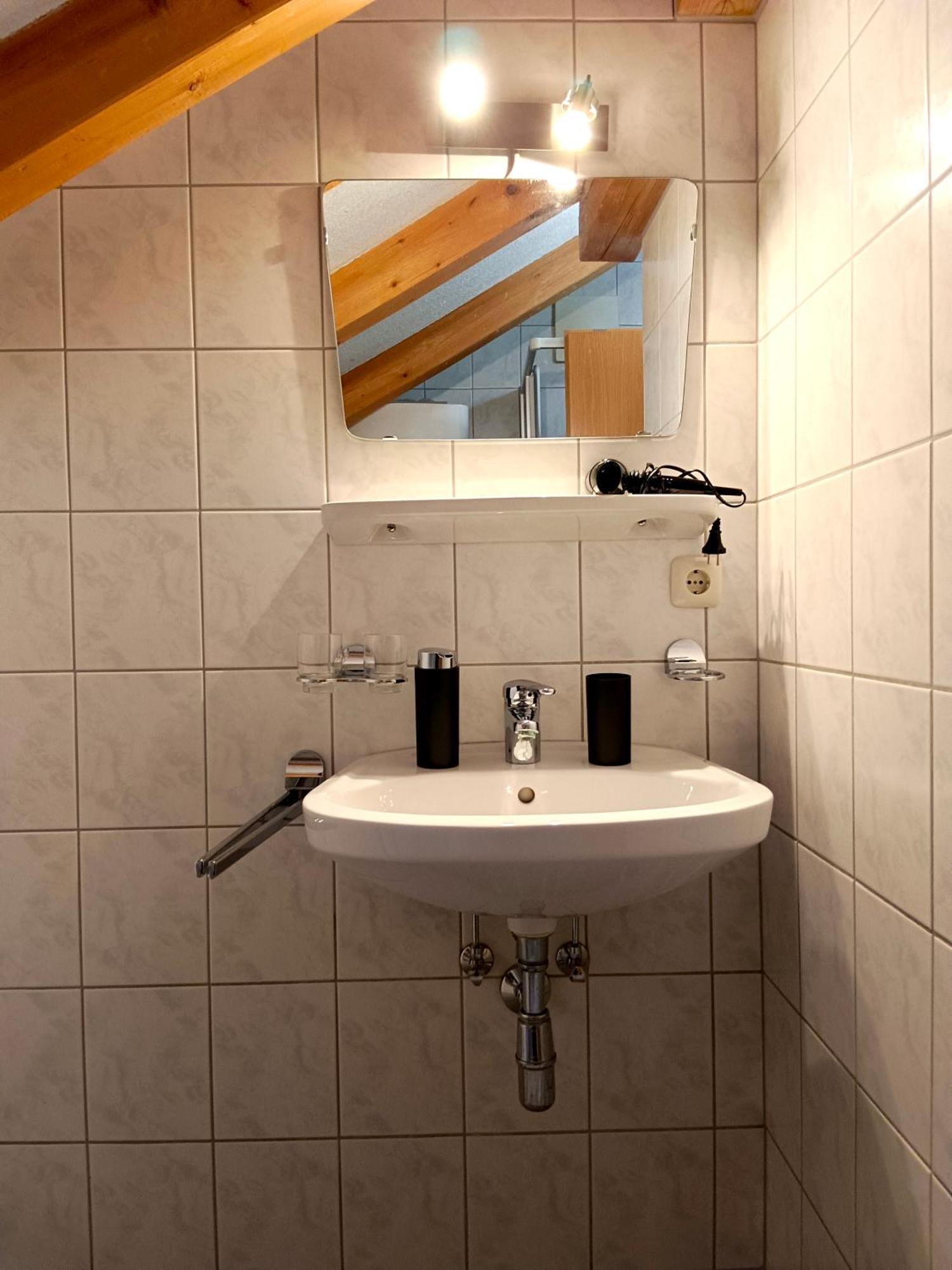 Charmante, Ruhige In Apartment Innsbruck
