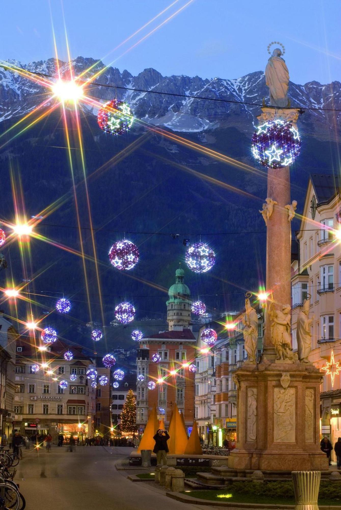 Neue Post I Self Check-in 4* Innsbruck