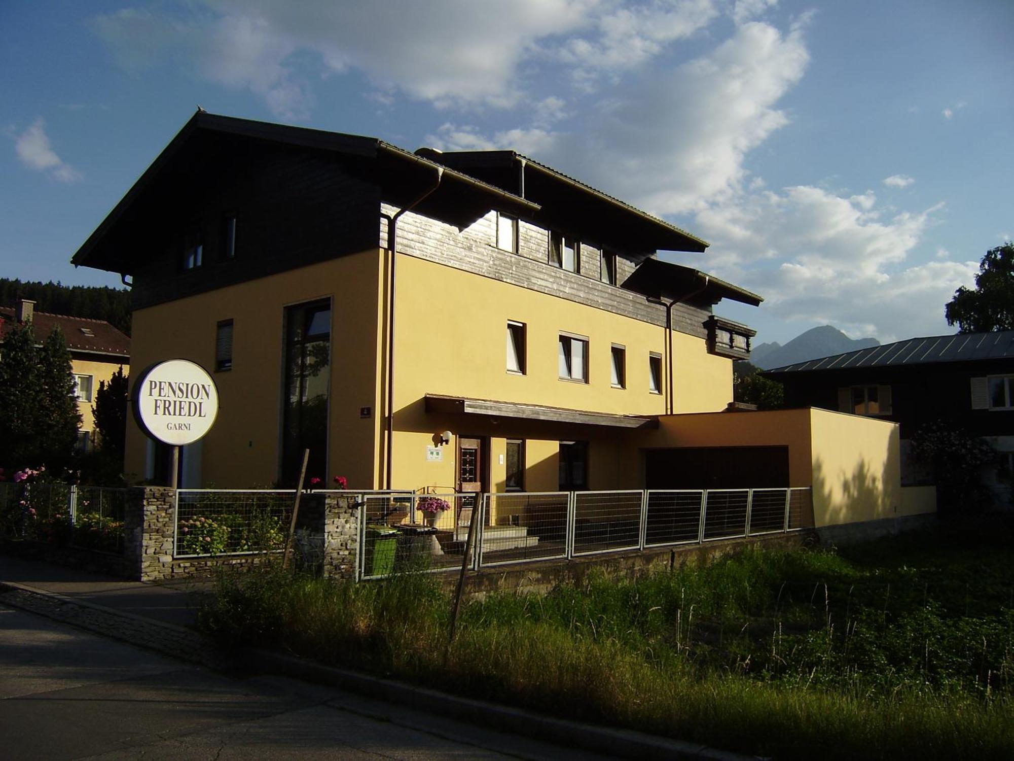 Friedl Guest house 3*