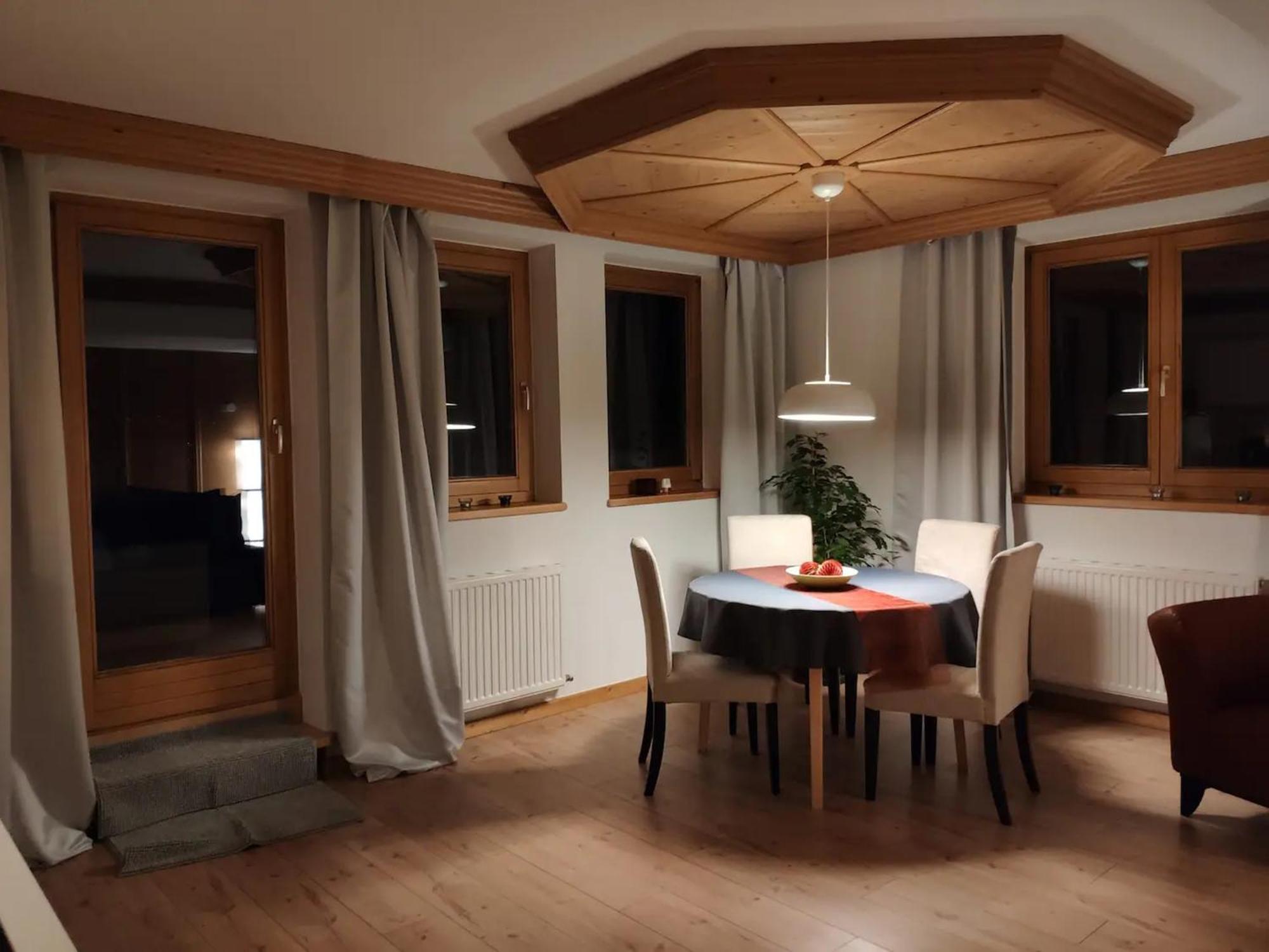 Alpendohle Apartment *