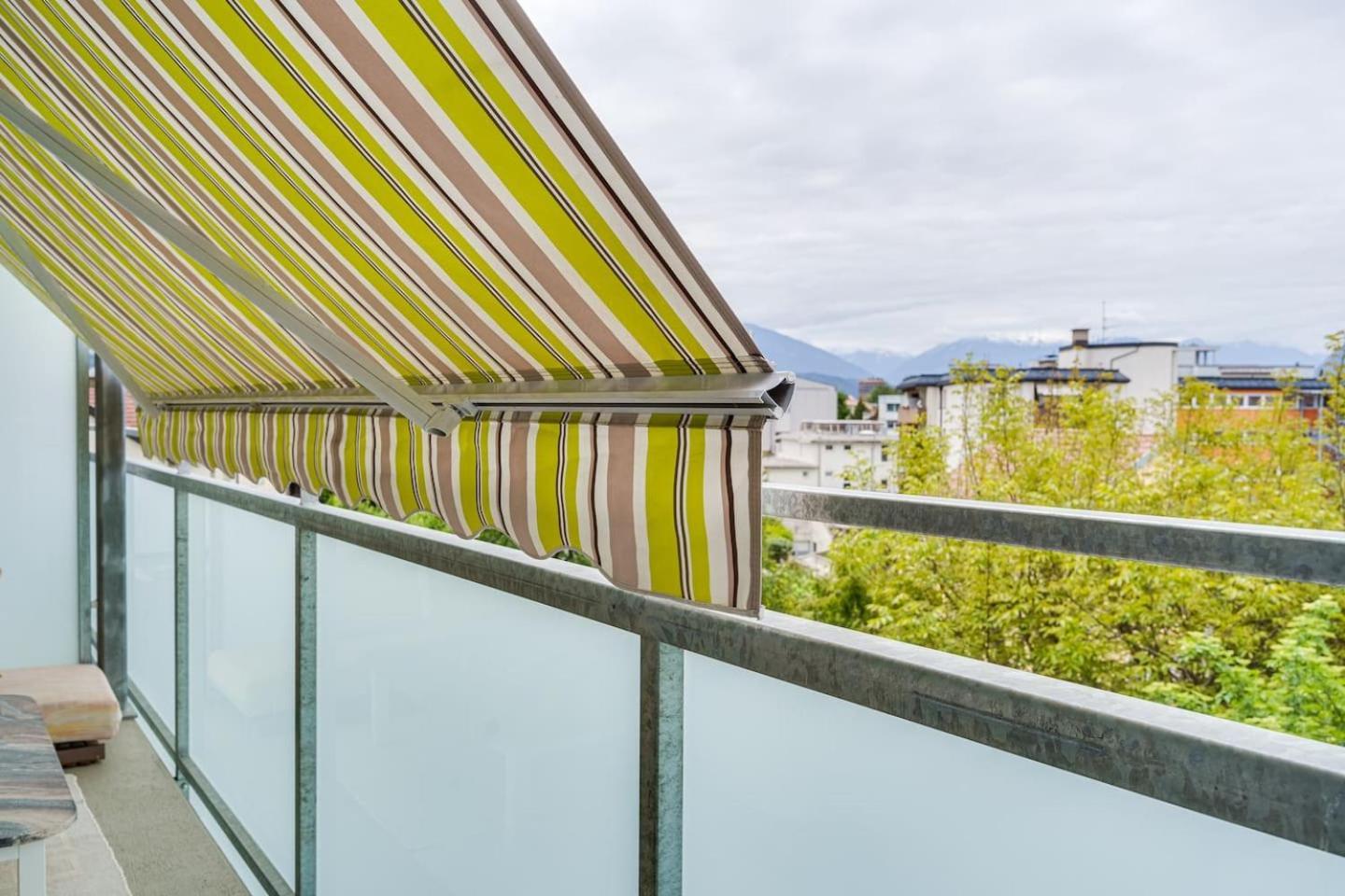 Wunderschoene Helle Apartment Min Stay 30 Days Innsbruck