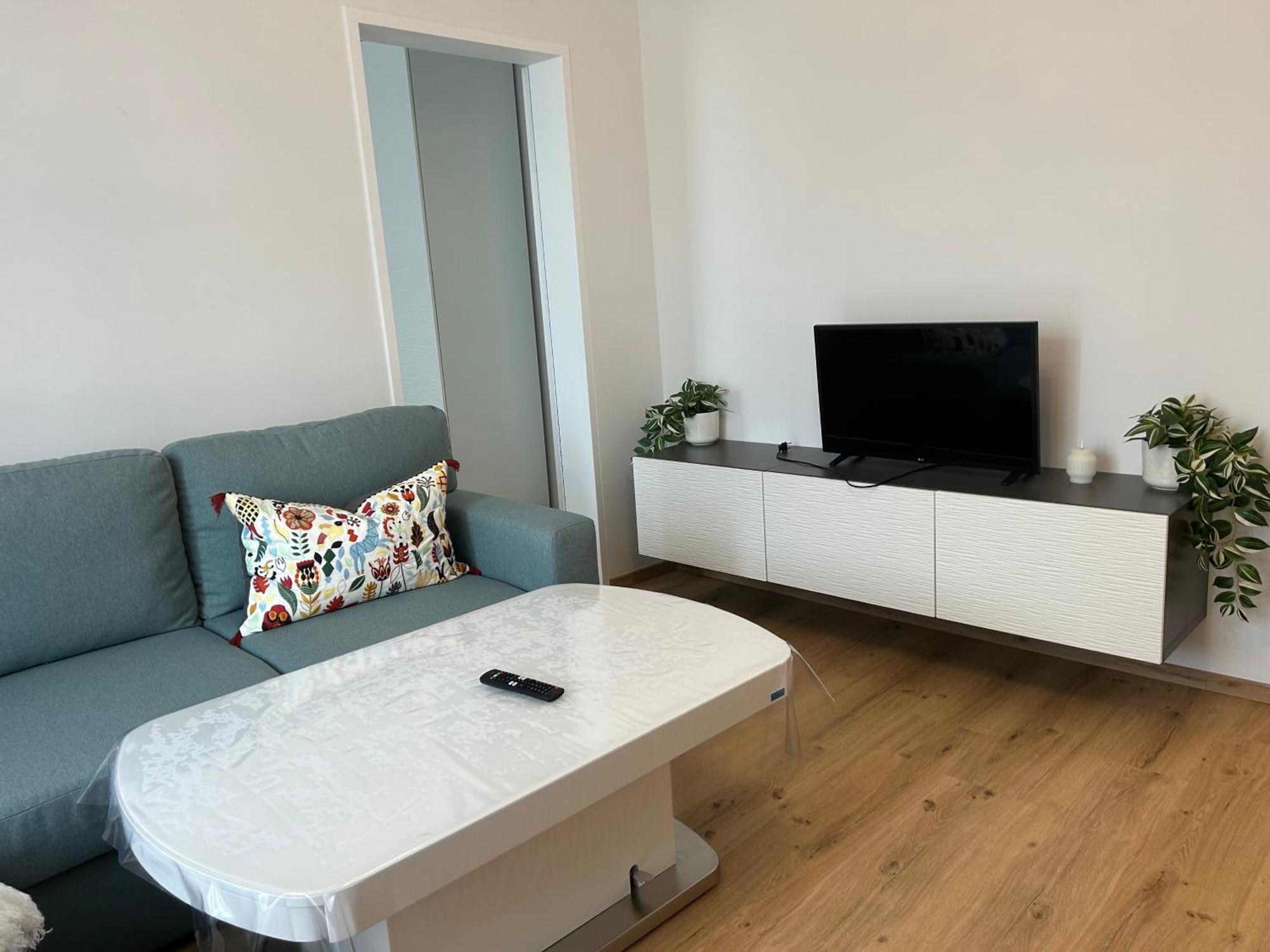 Mydistrict Hidden Gems - Innrain 02 Apartment *