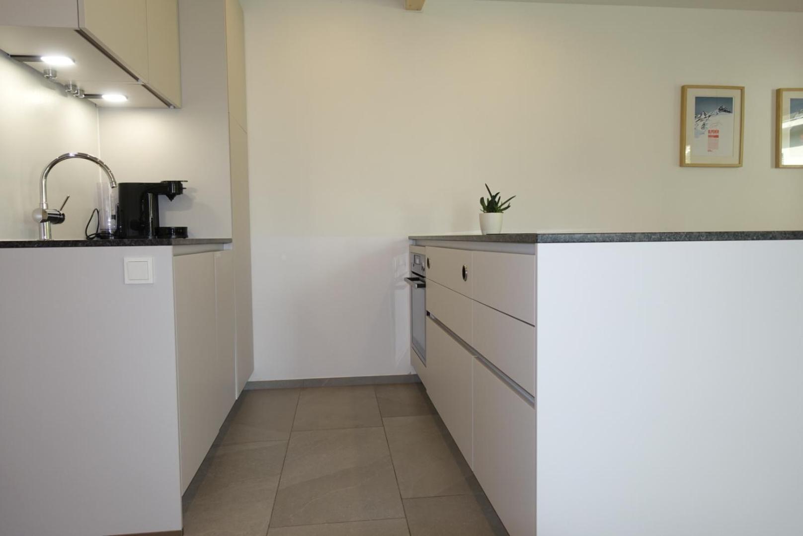Apartment Waldblick - Neubau - Self-check-in - Kein Verkehr - Am Wald - Parkplaetze Vor Tuer - Or Double *