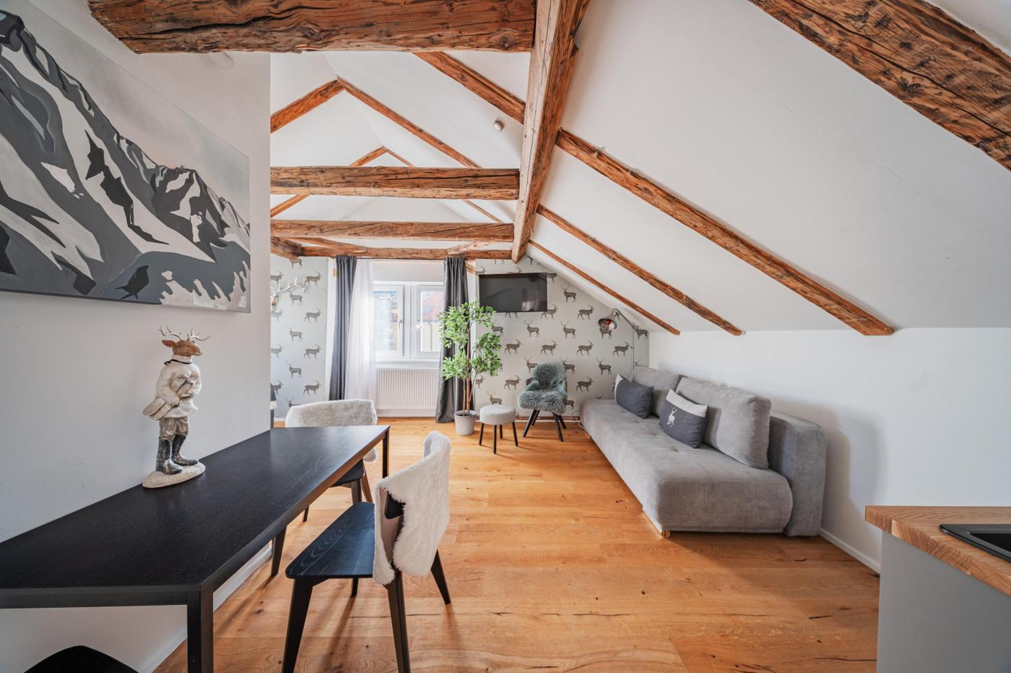 Innsbruck City Chalet Aparthotel