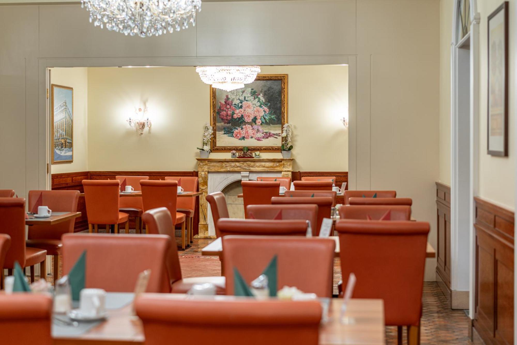 Neue Post I Self Check-in Innsbruck