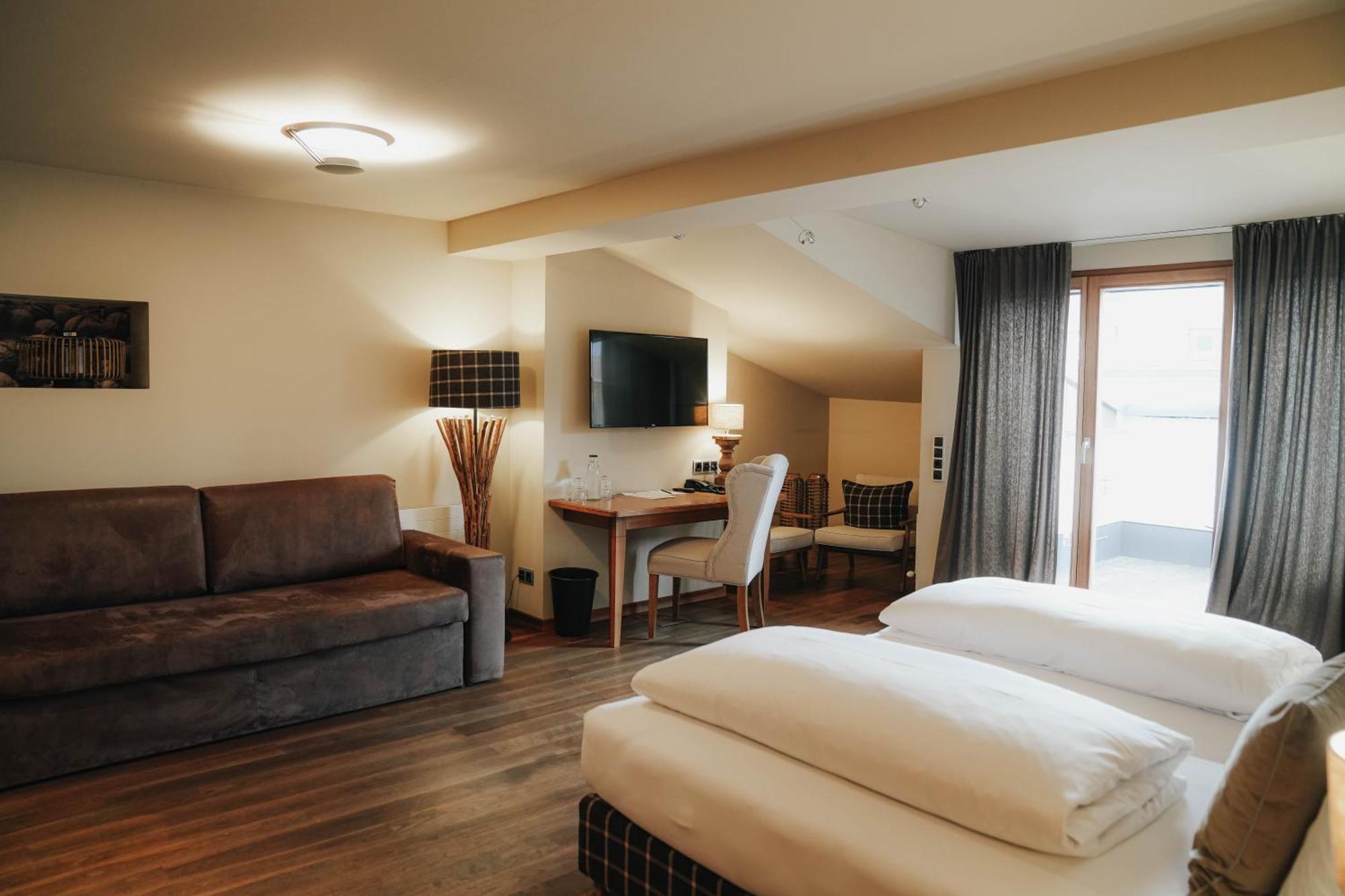 Boutiquehotel Weisses Roessl Hotel 2*