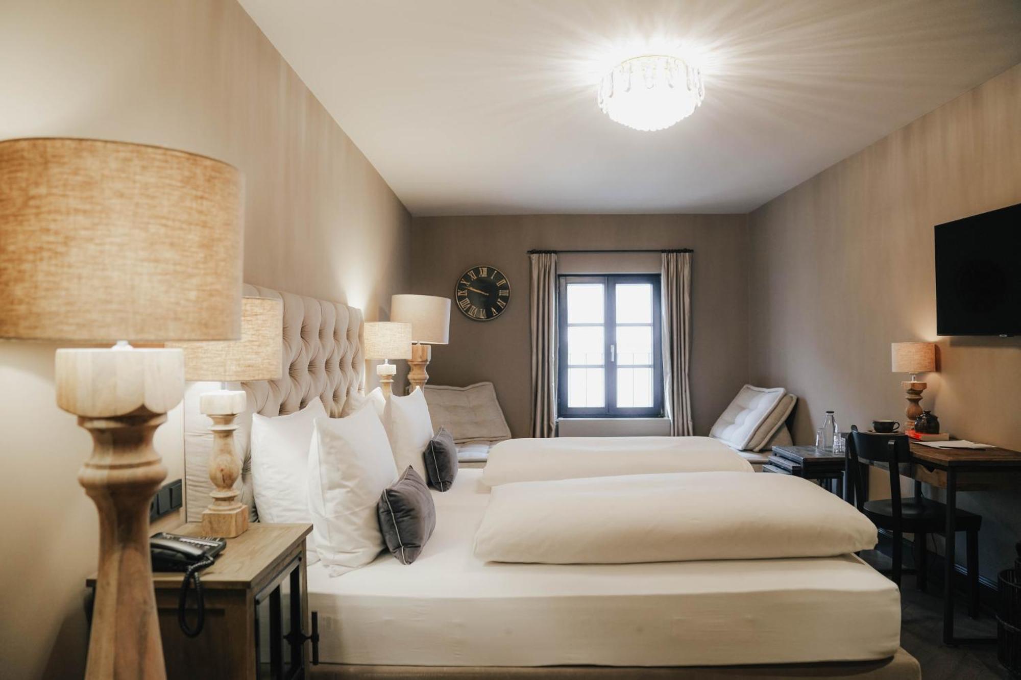 Hotel Boutiquehotel Weisses Roessl 2*