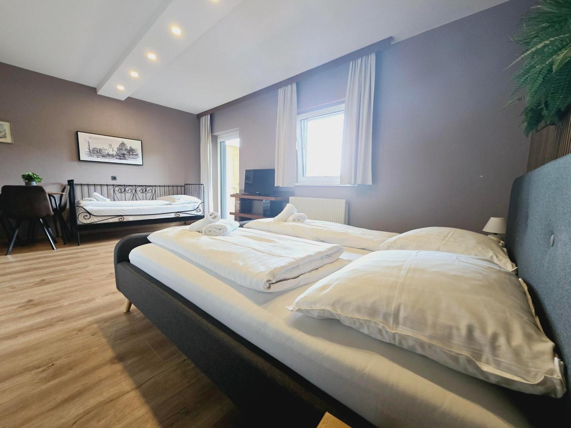 Apartment The Art And