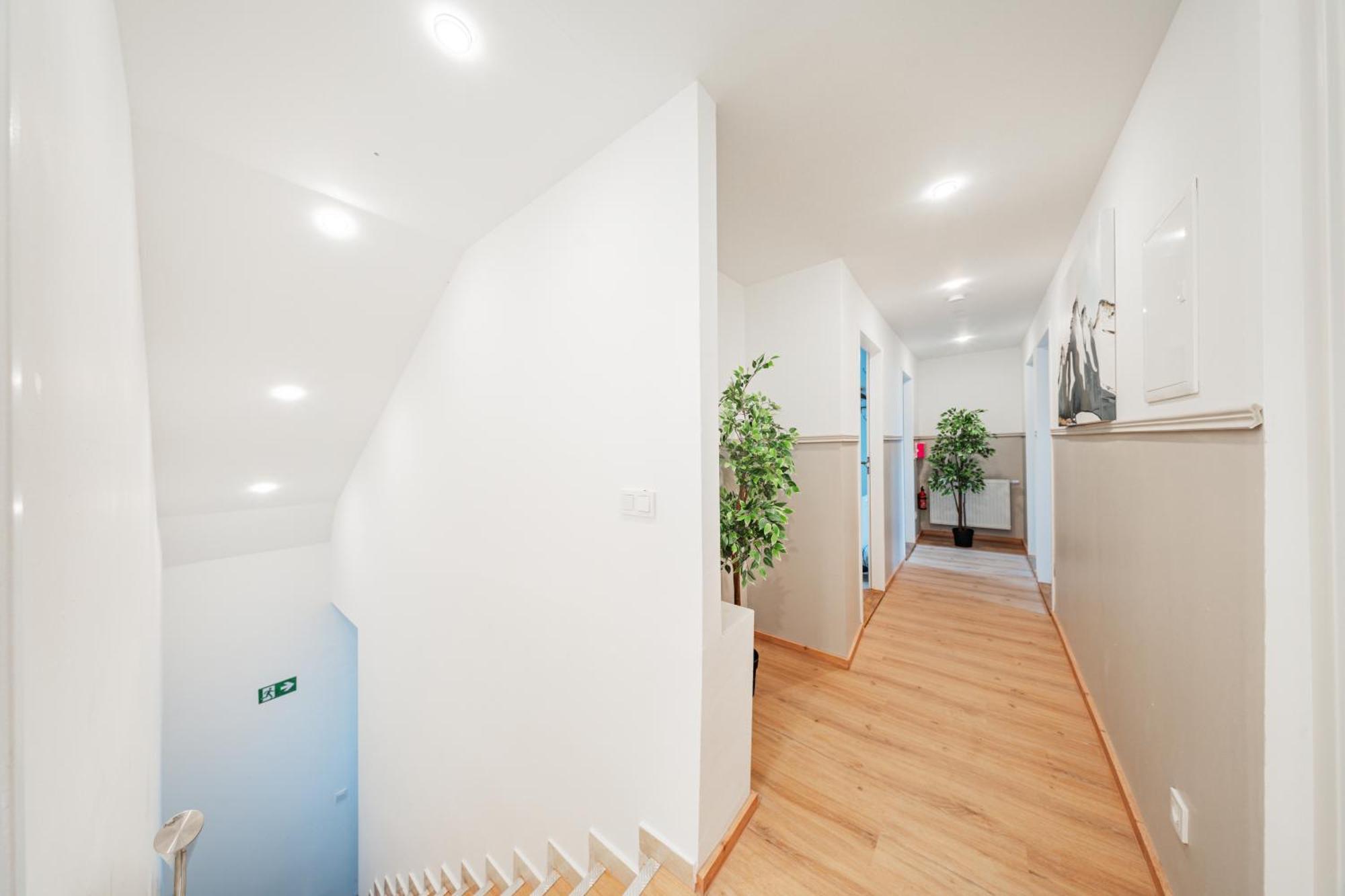 The Peak By Home1 Hostel *